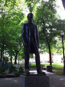 Portland_City Blocks_Abraham Lincoln Statue